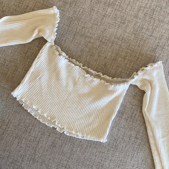 🪞 frill edge long sleeve top - Picture 4 of 8